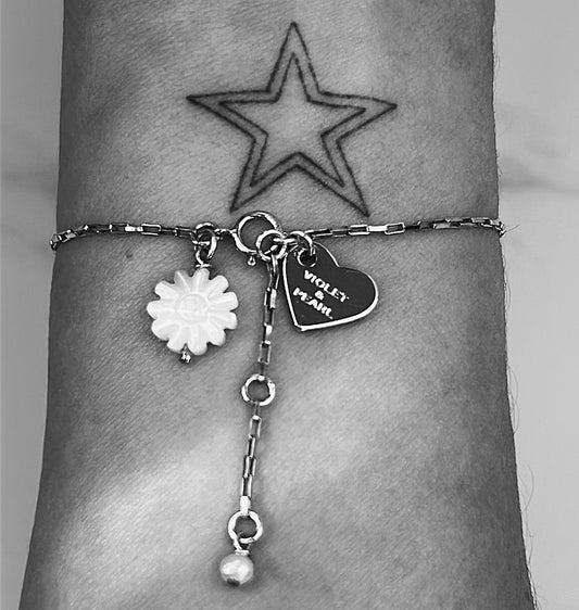 The Daisy bracelet