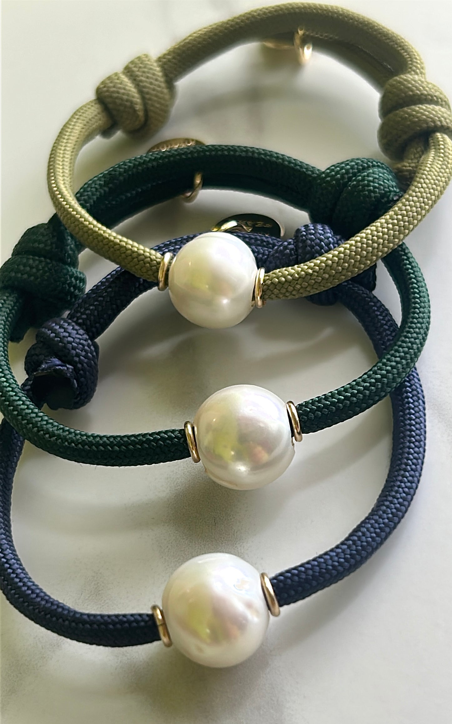 Sporty Pearl Bracelet -Solo- X Large round pearl