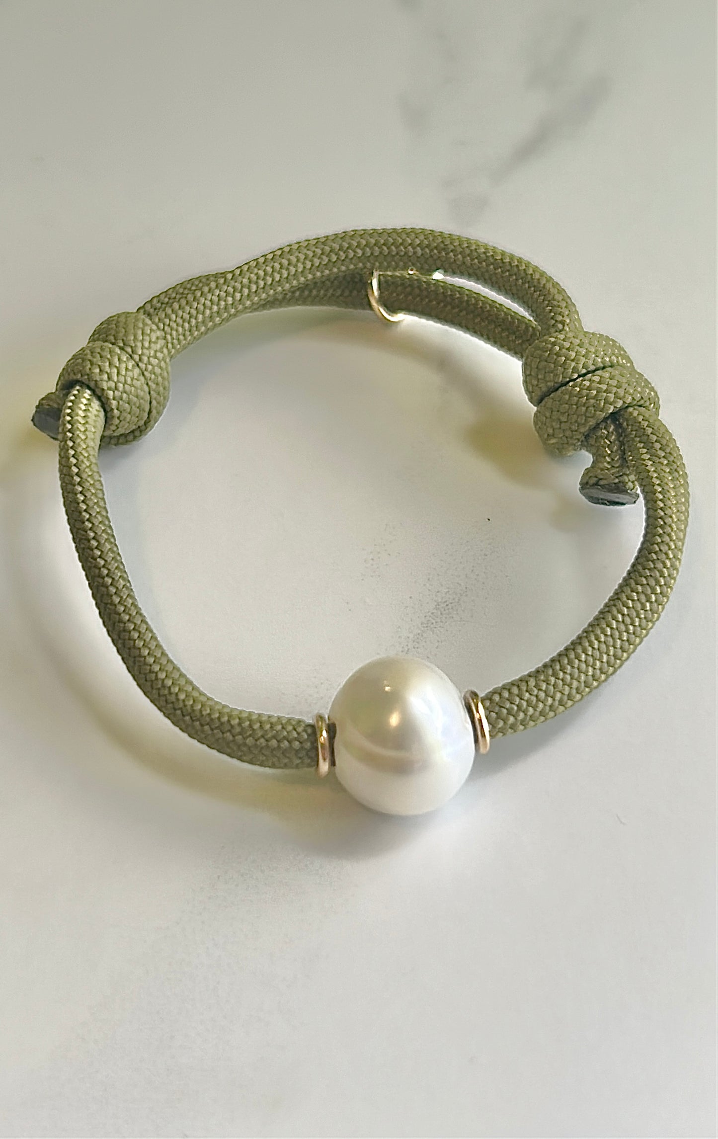 Sporty Pearl Bracelet -Solo- X Large round pearl